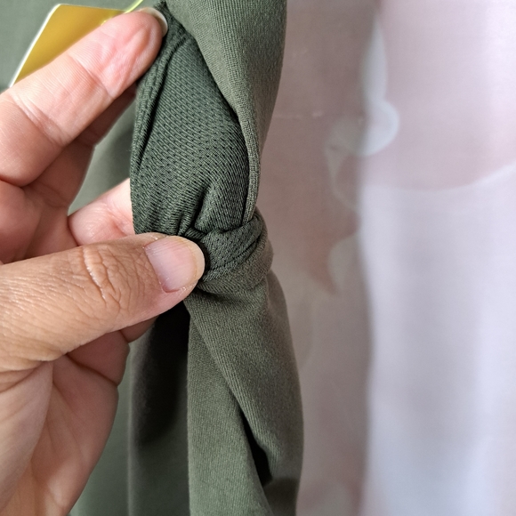 NWT All In Motion Simplicity Twist High Rise Leggings in Olive Green - Picture 7 of 9